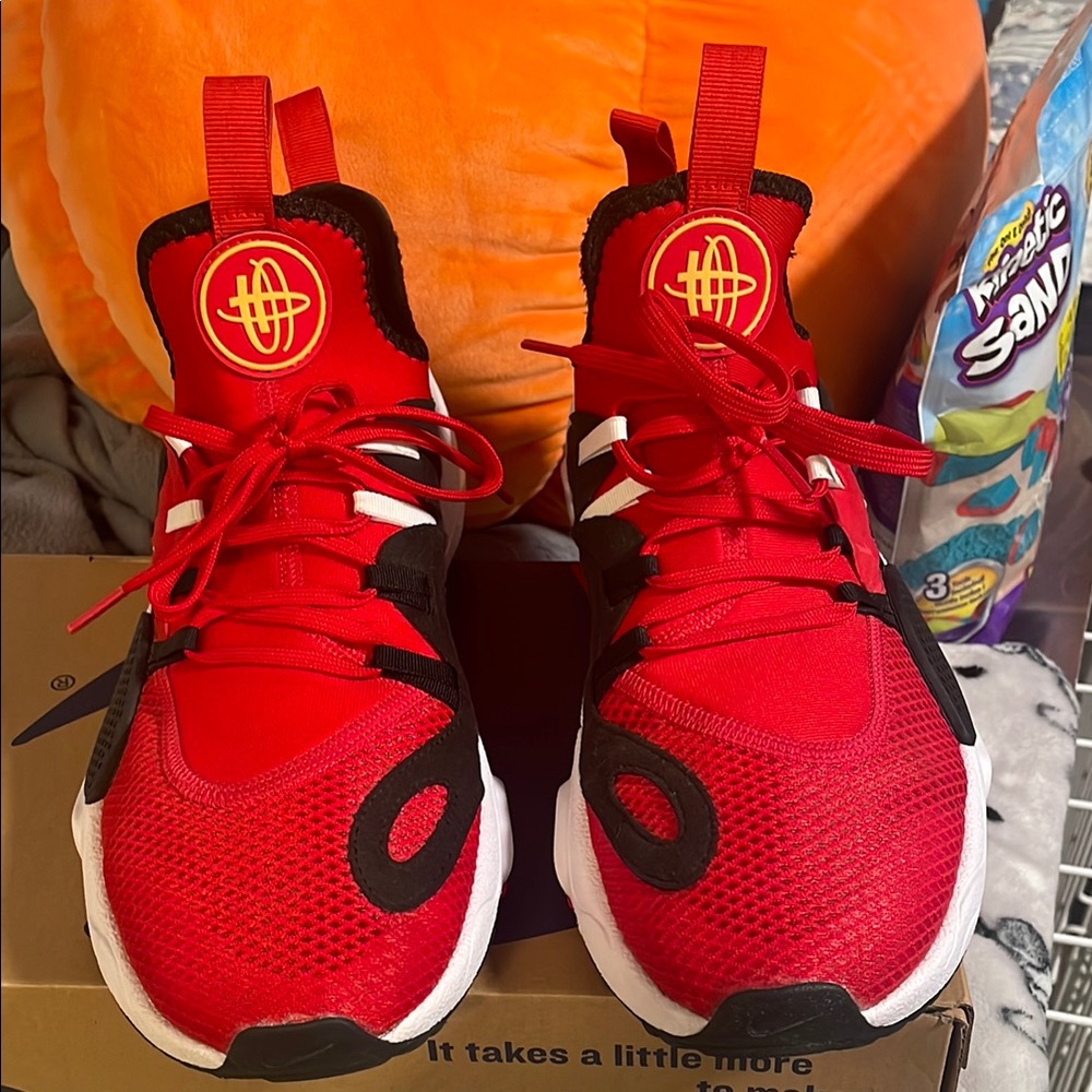 Nike men’s Red Athletic Shoes